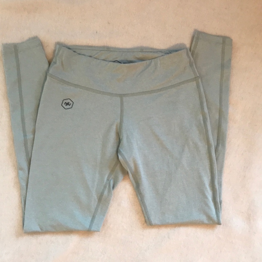 Onnit Leggings Size Med